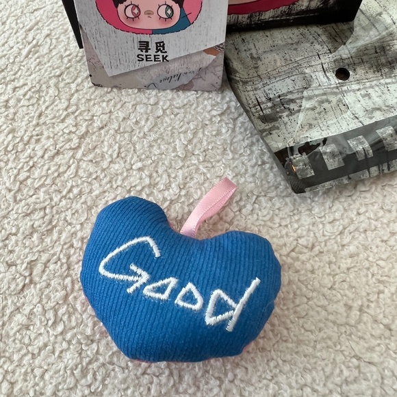 Maymei Once Forgotten Corners Bunny Seek Plush Keychain - Picture 7 of 14